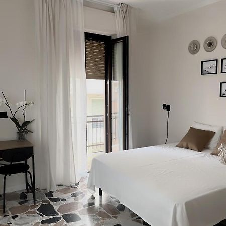 Leonardo Da Vinci Rooms Alghero Eksteriør billede